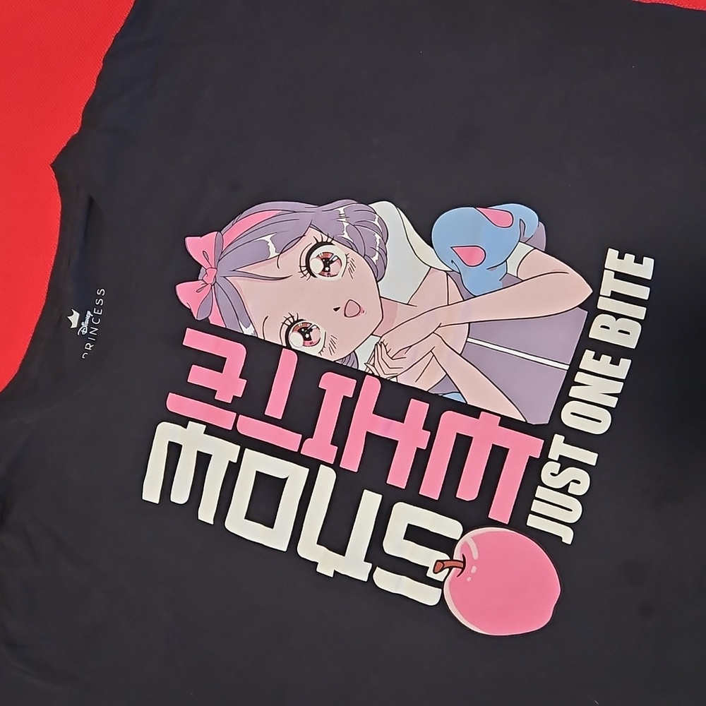 Disney Princess Snow White 'Just one bite' short sleeve black tee shirt 3X